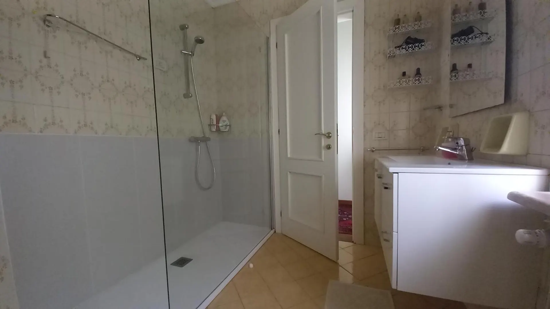 לינה וארוחת בוקר Castagnole B&B Le Ortensie